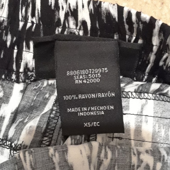 Pants - Picture 4 of 5